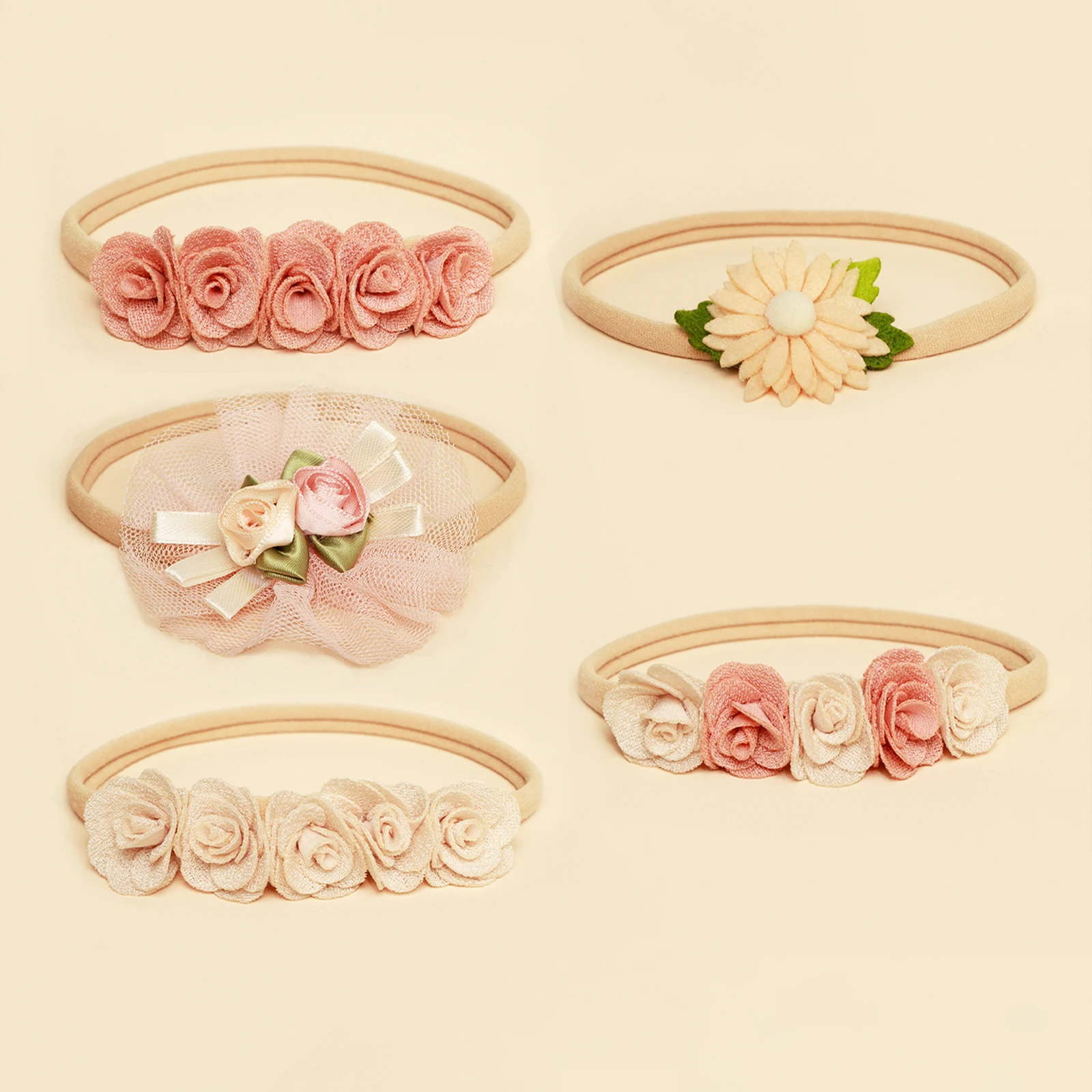 Diadema floral de encaje para bebé recién nacida – Rosa suave - imagen 3