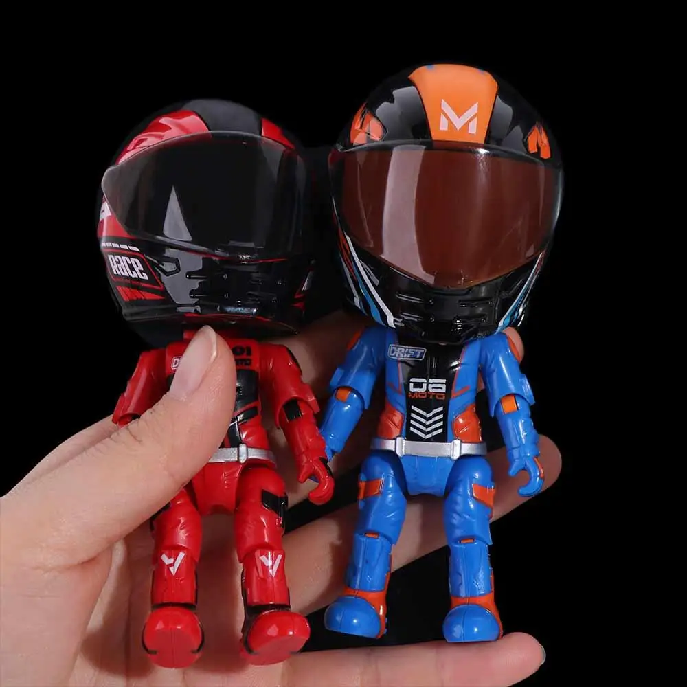 Figura de acción transformable de motociclista con brazos móviles - imagen 4