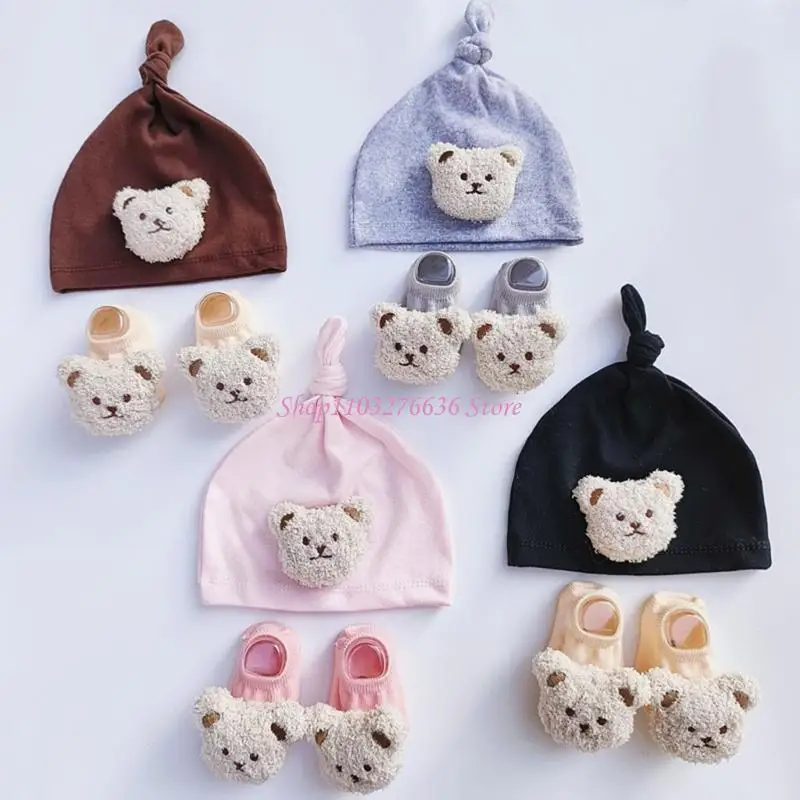 Gorro y calcetines para recién nacido – Oso de peluche suave - imagen 2