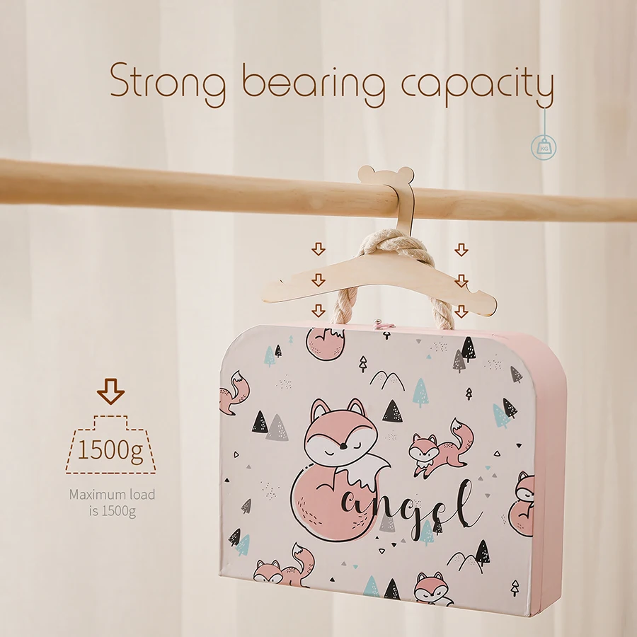 Perchas en madera creativas para la ropa de bebé y decoración infantil - imagen 2