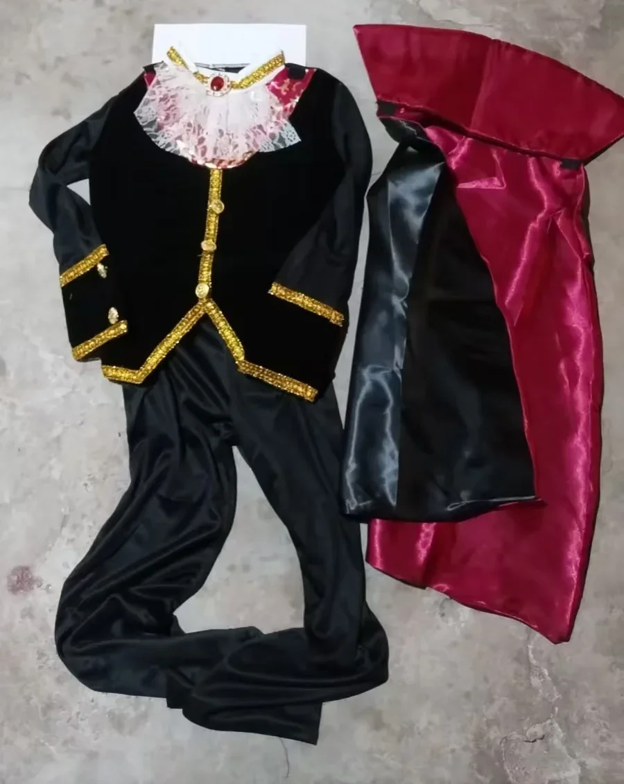 Conjunto Halloween infantil con capa y camiseta de manga larga