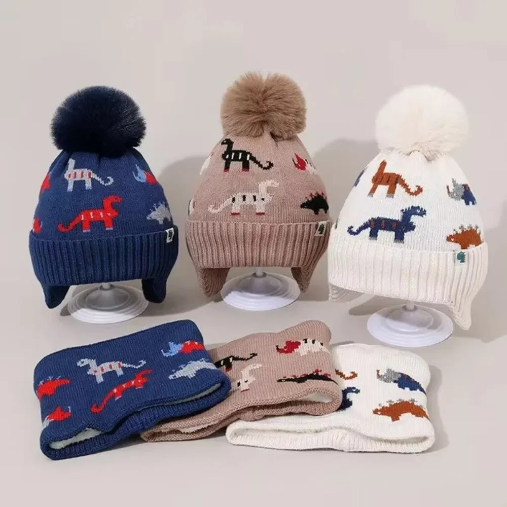 Conjunto de invierno con gorro grueso y bufanda dinosaurio infantil - imagen 3