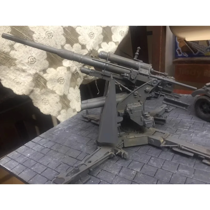 Maqueta de cañón antiaéreo alemán Trumpeter con piezas de plástico - imagen 4
