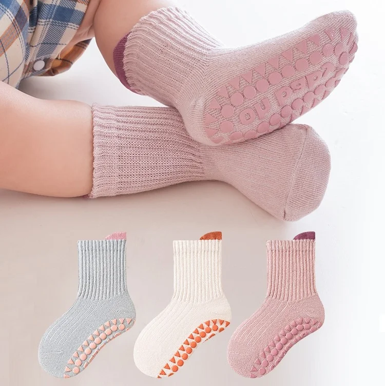 Diseños variados de los calcetines Lawadka