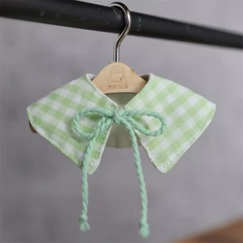 Ropa para muñecas estilo fiesta con capa a cuadros dopamina - imagen 4