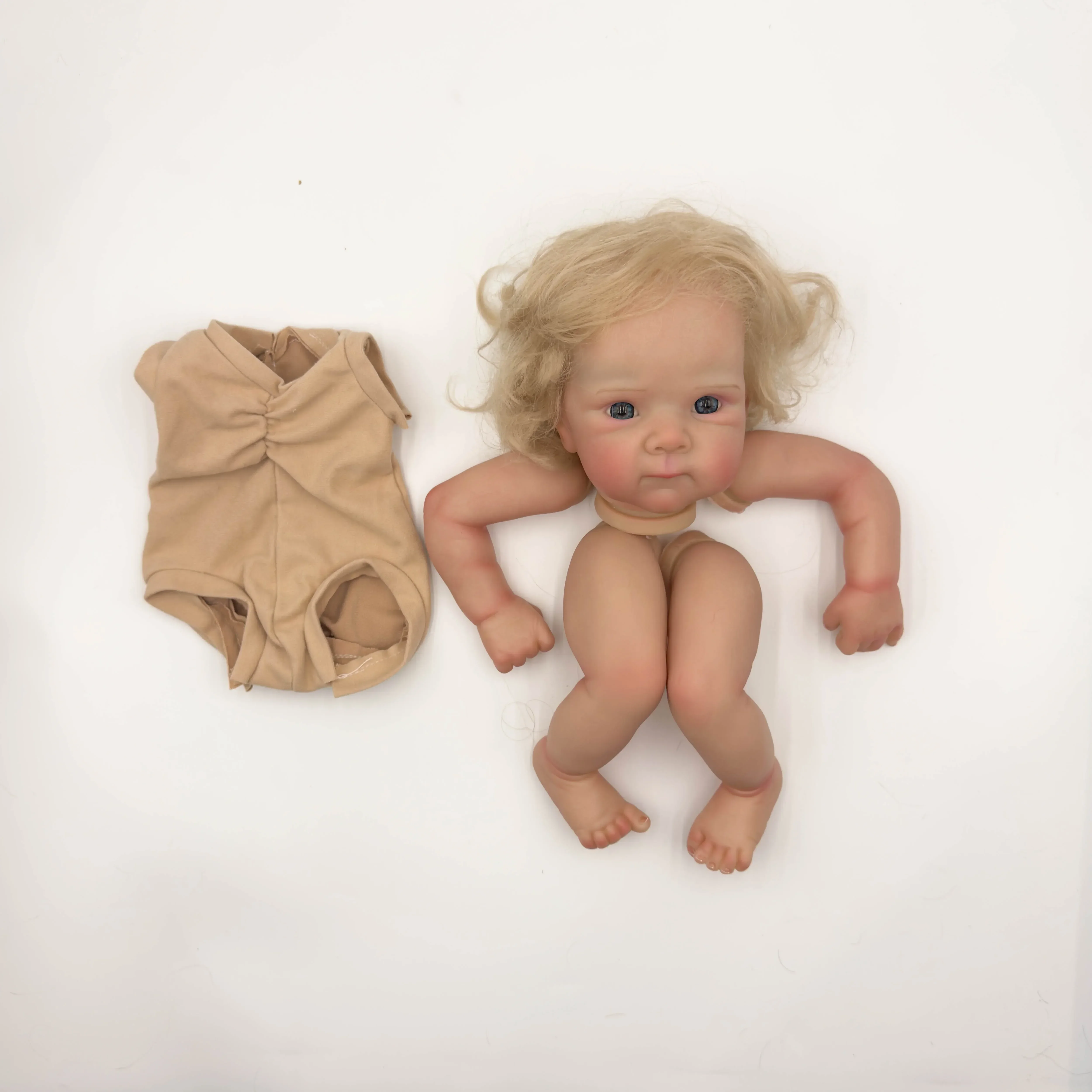 NPK Bettie Muñeca Reborn sin terminar con kit de pelo rizado 3D - imagen 4