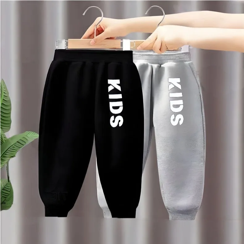 Detalle del estampado y diseño casual