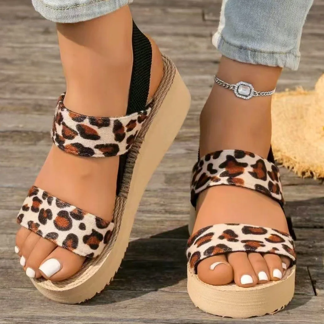 Sandalias verano leopardo con plataforma y banda elástica EVA - imagen 2