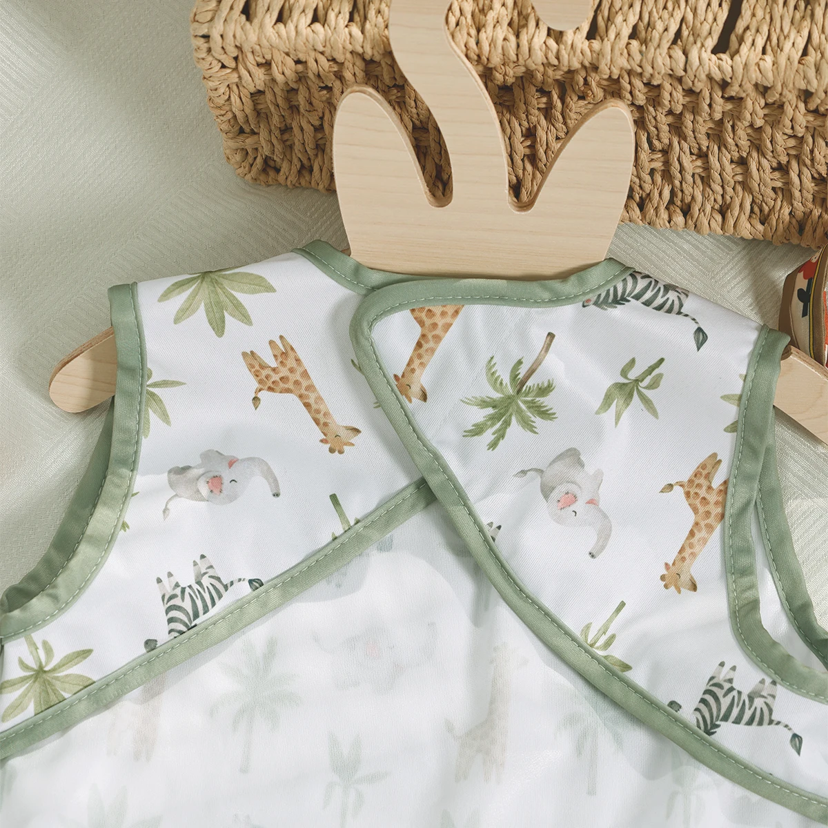 Elinfant Babero impermeable bebé con cinta mágica tejido transpirable - imagen 4