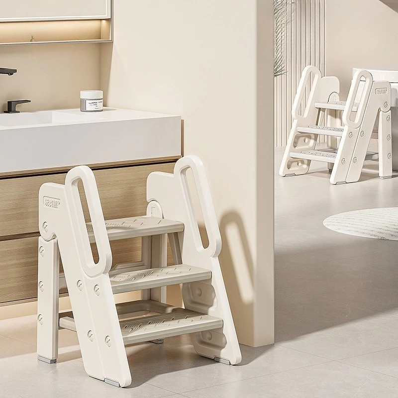 Torre de aprendizaje infantil ajustable para lavabo y cocina