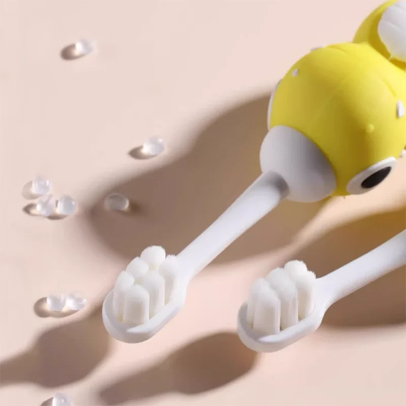 Cepillo de dientes infantil con dinosaurio y cerdas suaves - imagen 4