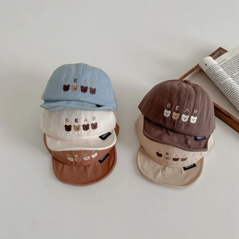 Gorra de béisbol para bebé con bordado oso y visera suave ligera - imagen 4