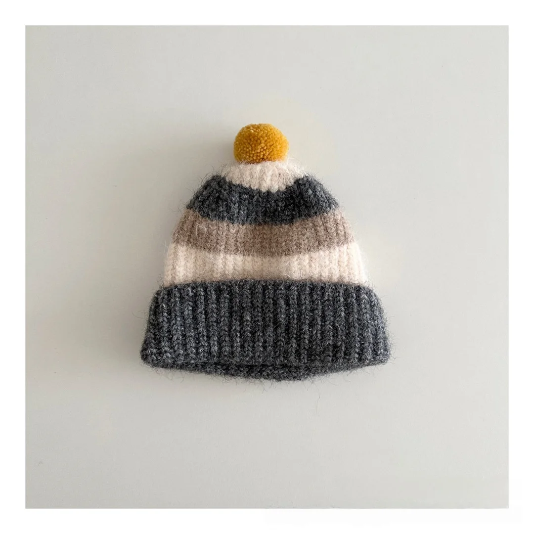 Gorro de punto a rayas para niños – Diseño invernal con puños - imagen 3