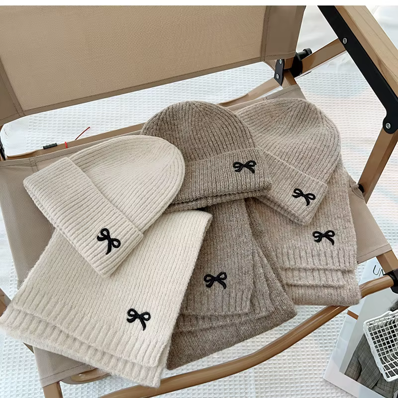 Diseño invernal de gorro infantil para días fríos