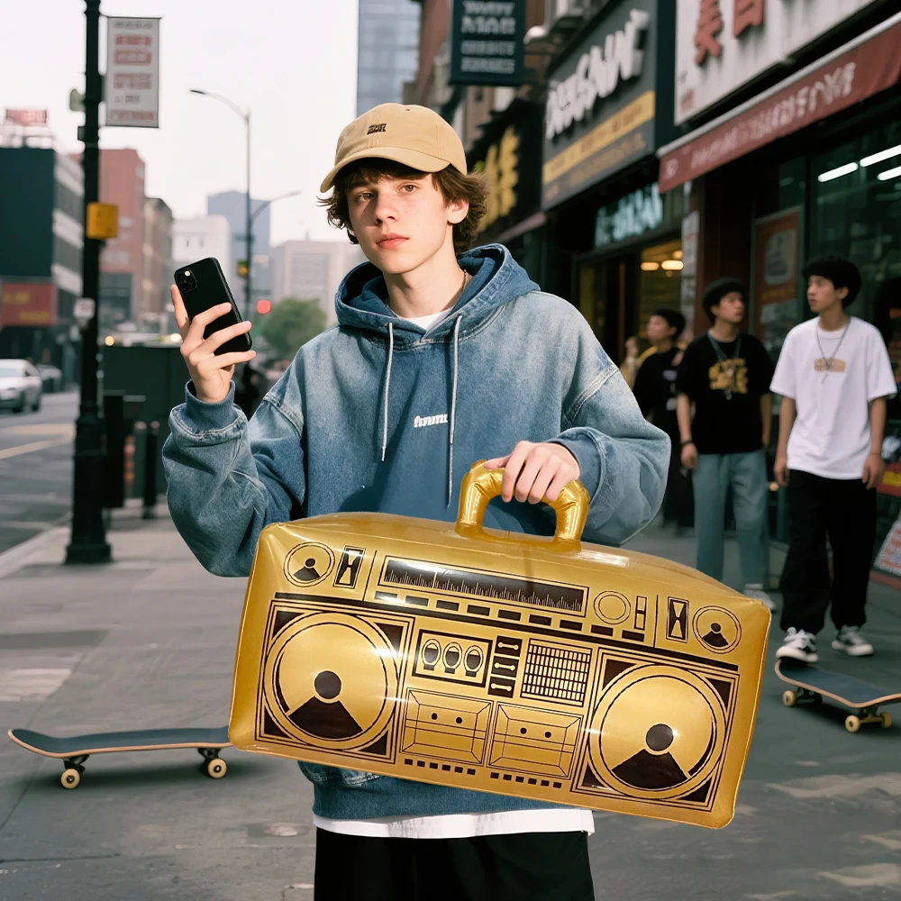 Accesorios inflables para fiesta años 90 con temática hip hop - imagen 2