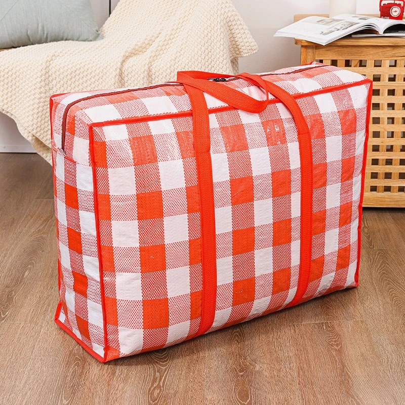 Bolsas apiladas mostrando diferentes tamaños