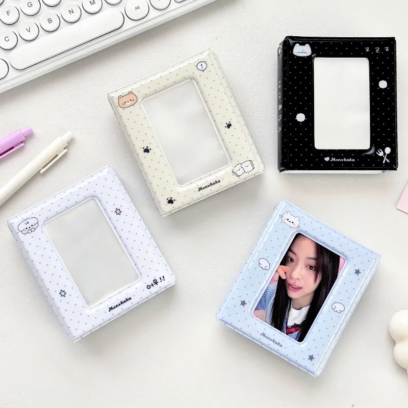 Álbum para Polaroids con rejilla de puntos y dibujos animados