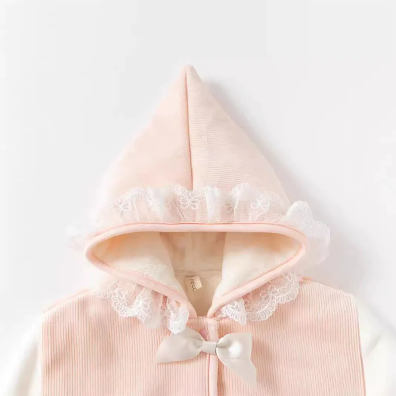 Chaqueta bebé de encaje y malla polar con capucha rosa princesa - imagen 3
