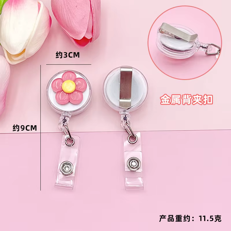 Clip identificativo retractil con nombre para mochila infantil - imagen 3