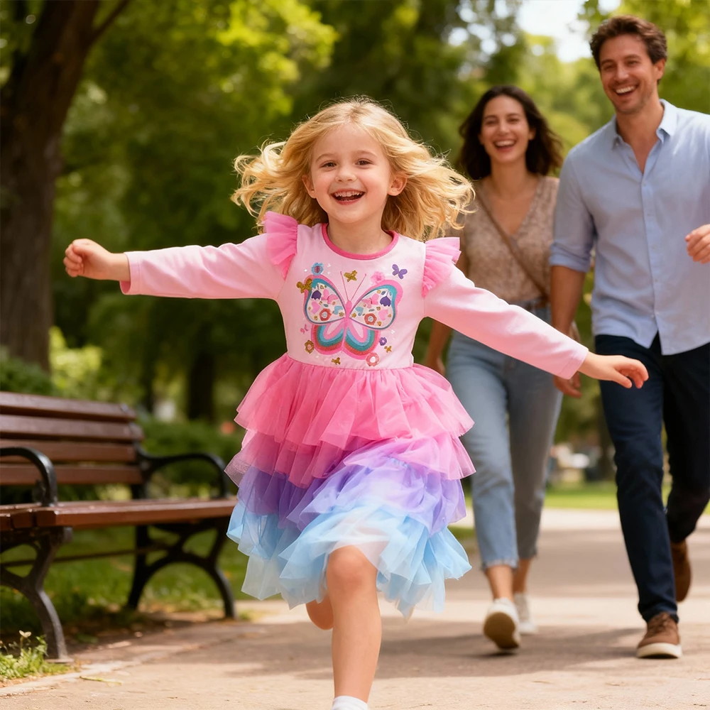 Corte de vestido infantil de manga larga