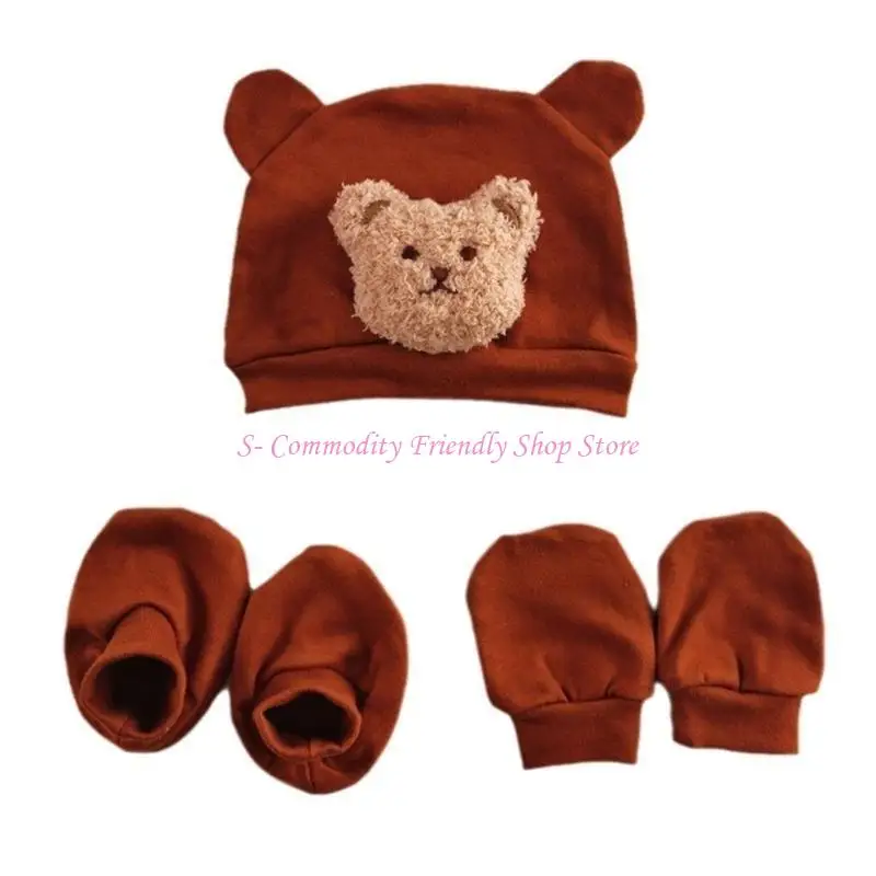 Vista frontal del gorro con orejas de oso