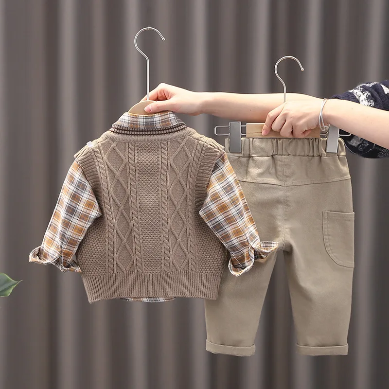 Conjunto bebé algodón primavera – Camisa a cuadros y chaleco - imagen 2