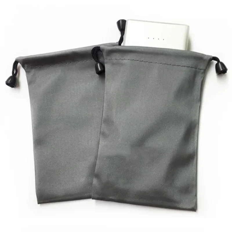 Estuche impermeable con cordón para auriculares y MP3 – Infantil - imagen 3