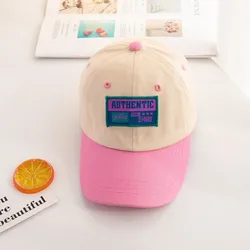 Gorra de béisbol transpirable para niños con visera y bordado