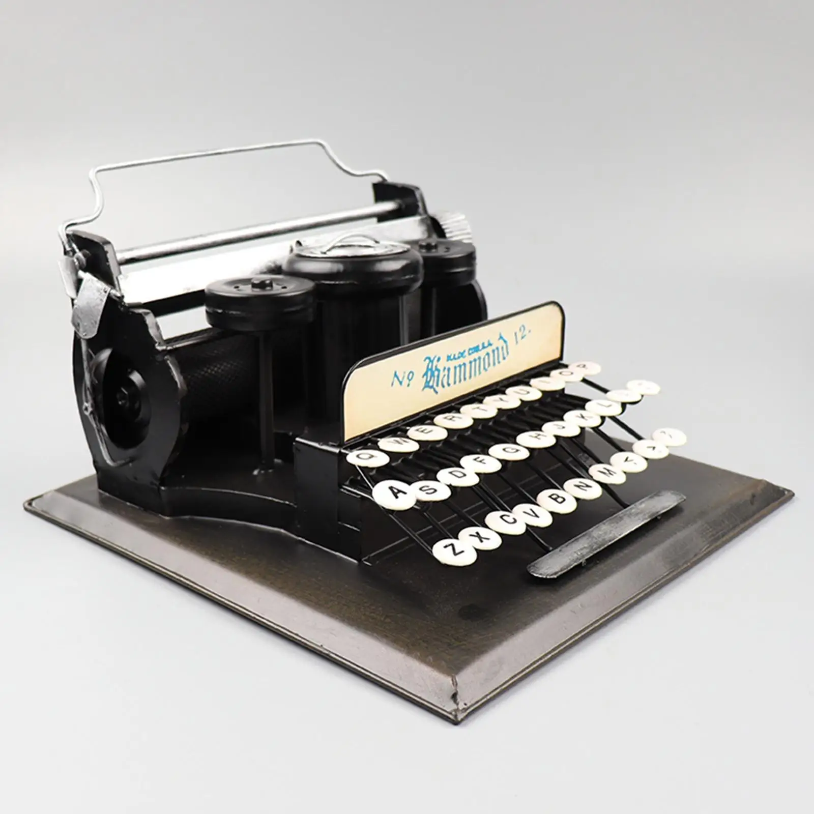Retro Design Iron Typewriter Model Statue for Men Women Desktop Decoration Retro Design Iron Typewriter Model Statue for Men Women Desktop Decoration