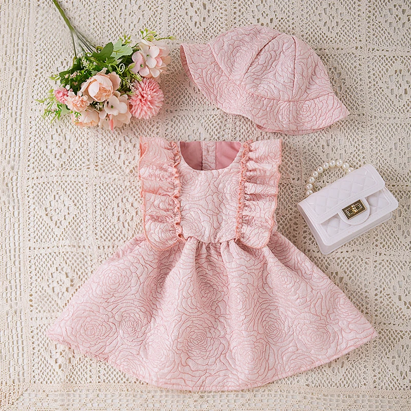 Detalle del conjunto infantil para ocasiones especiales