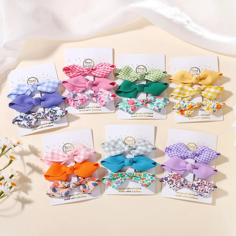 Pinzas para el pelo niña con flequillo y horquillas estampadas