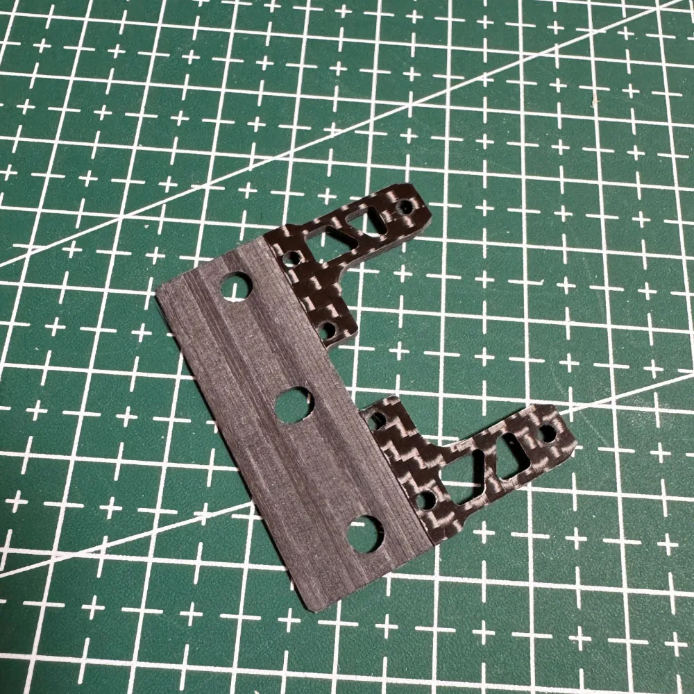 Chasis Mini 4WD con suspensión interna estilo cola de pez - imagen 5