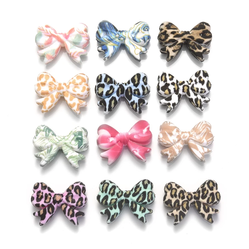 Diseño de lazo con estampado de leopardo