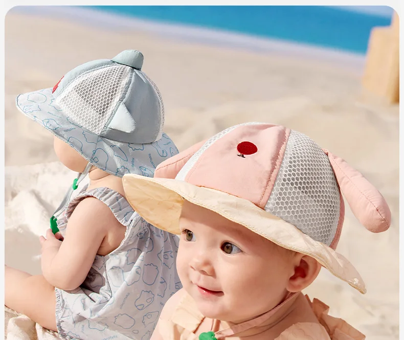 Diseño de animalitos en el gorro de verano