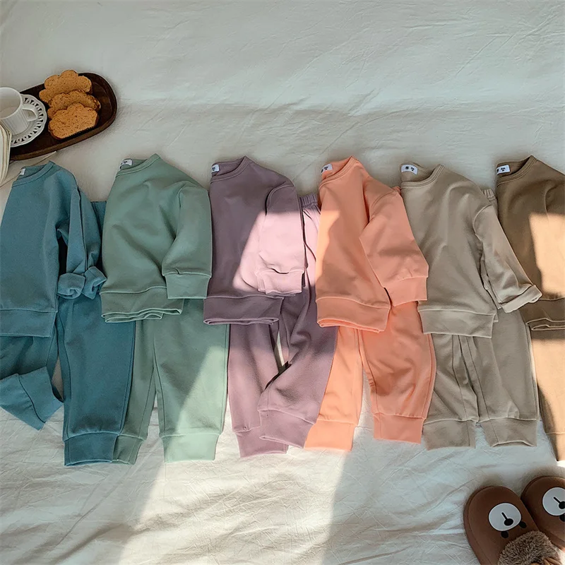 Conjunto de suéter y pantalón para niño de 2 a 8 años