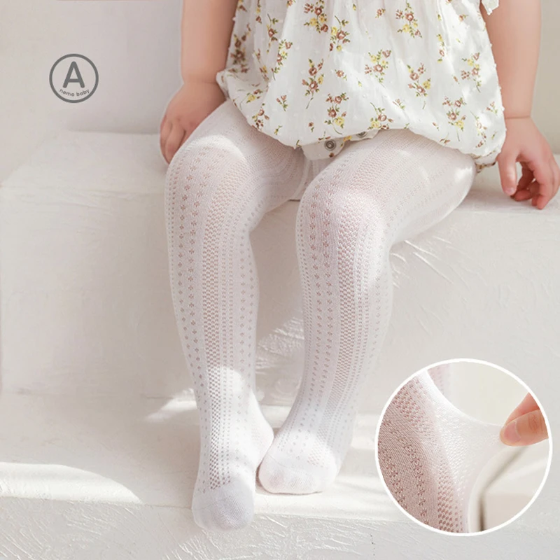Medias de malla para bebé y niña – Elásticas, frescas y para baile - imagen 4