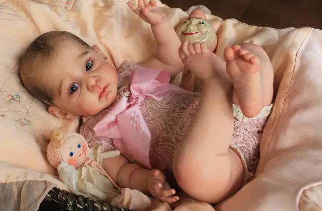 NPK Muñeca reborn Huxley para manualidades con cuerpo de tela y ojos - imagen 5