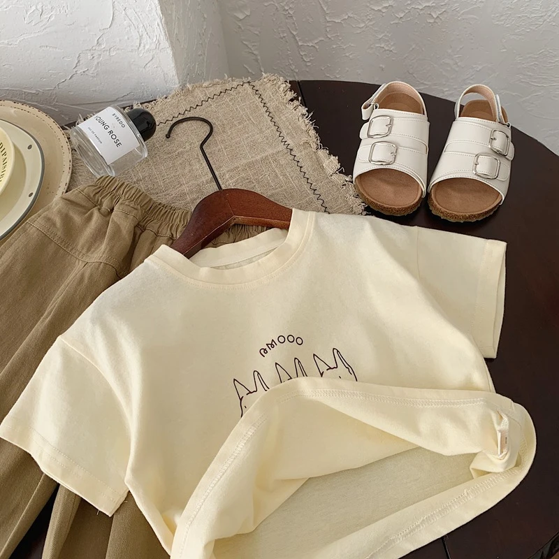Camisetas informales con cuello redondo
