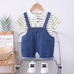 Conjunto de verano para bebé a rayas: camiseta y pantalón corto
