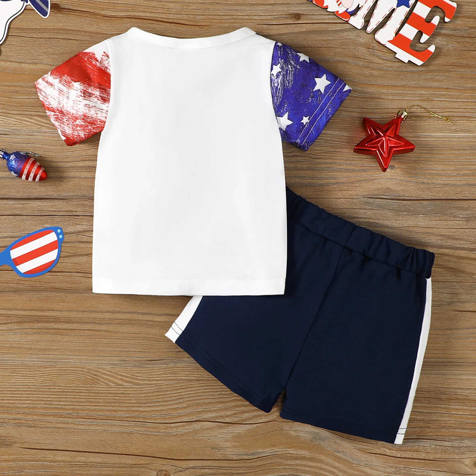 Conjunto de niño camiseta estrella y pantalones cortos a contraste - imagen 3