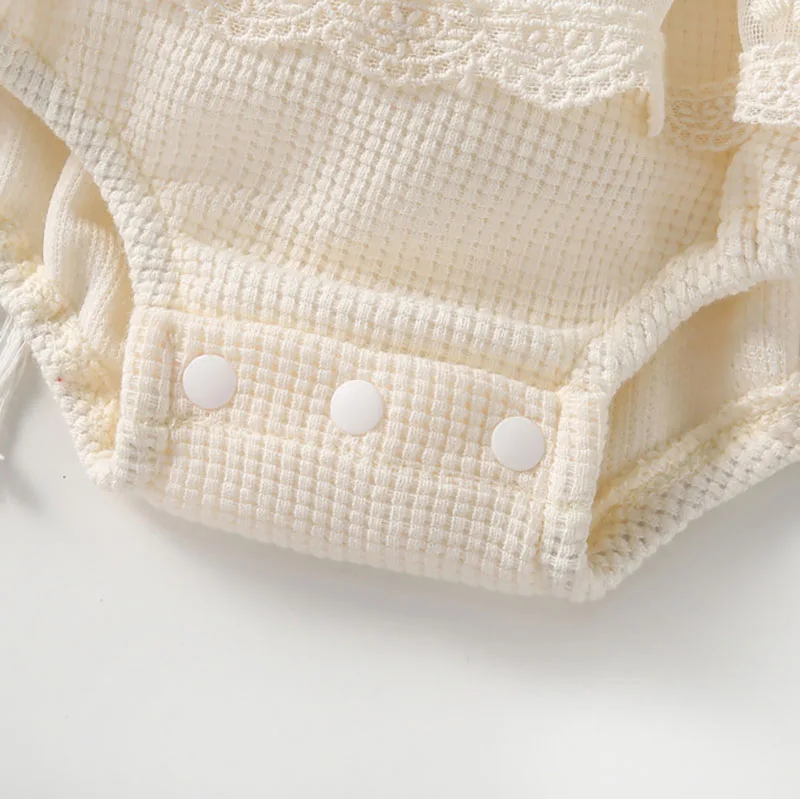 Milangel body bebé con encaje floral y lazo de gofre fino elegante - imagen 5