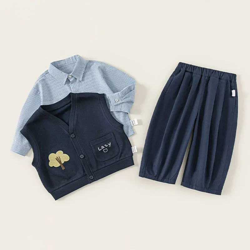 Conjunto de otoño para bebé a cuadros: camiseta, chaleco y pantalón - imagen 2