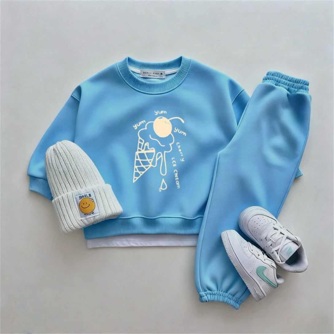 Conjunto de niño de sudadera con capucha y pantalón liso - imagen 2