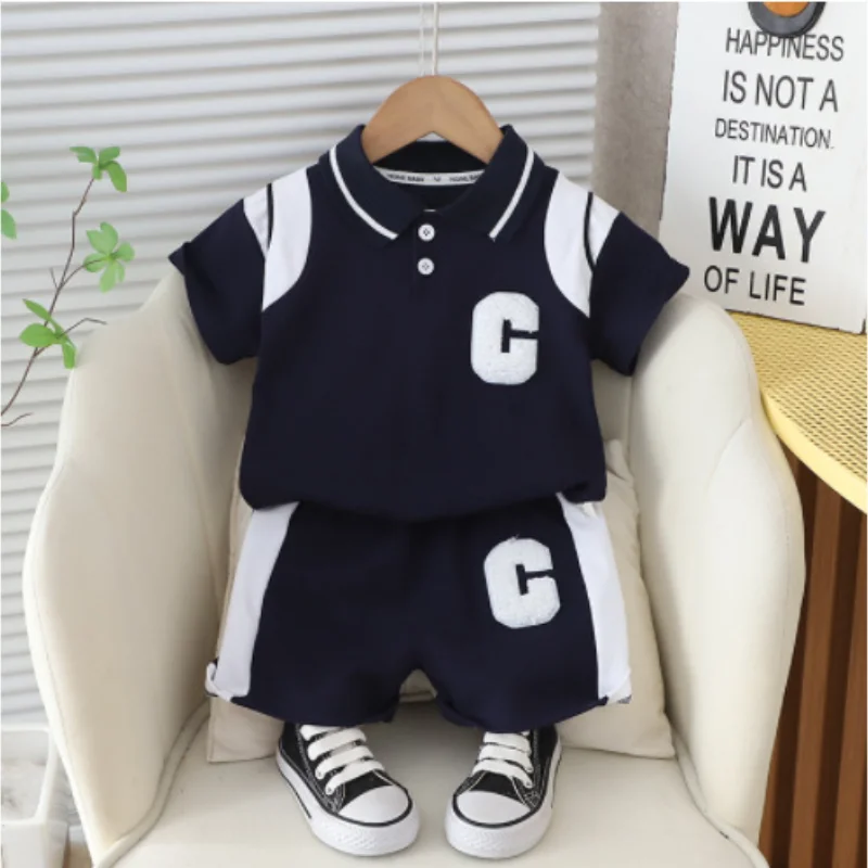 Ropa de verano para niños - camiseta y pantalón corto - imagen 5