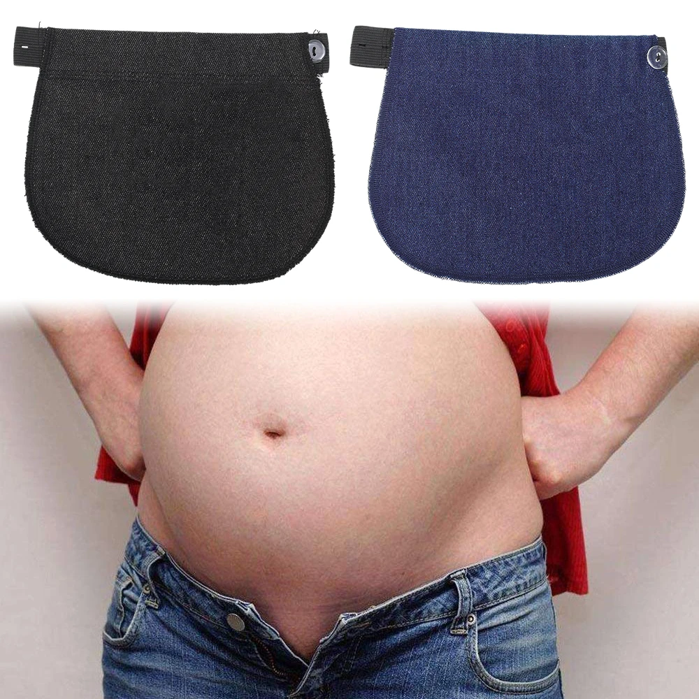 Hebilla de extensión de cinturón en uso sobre pantalón