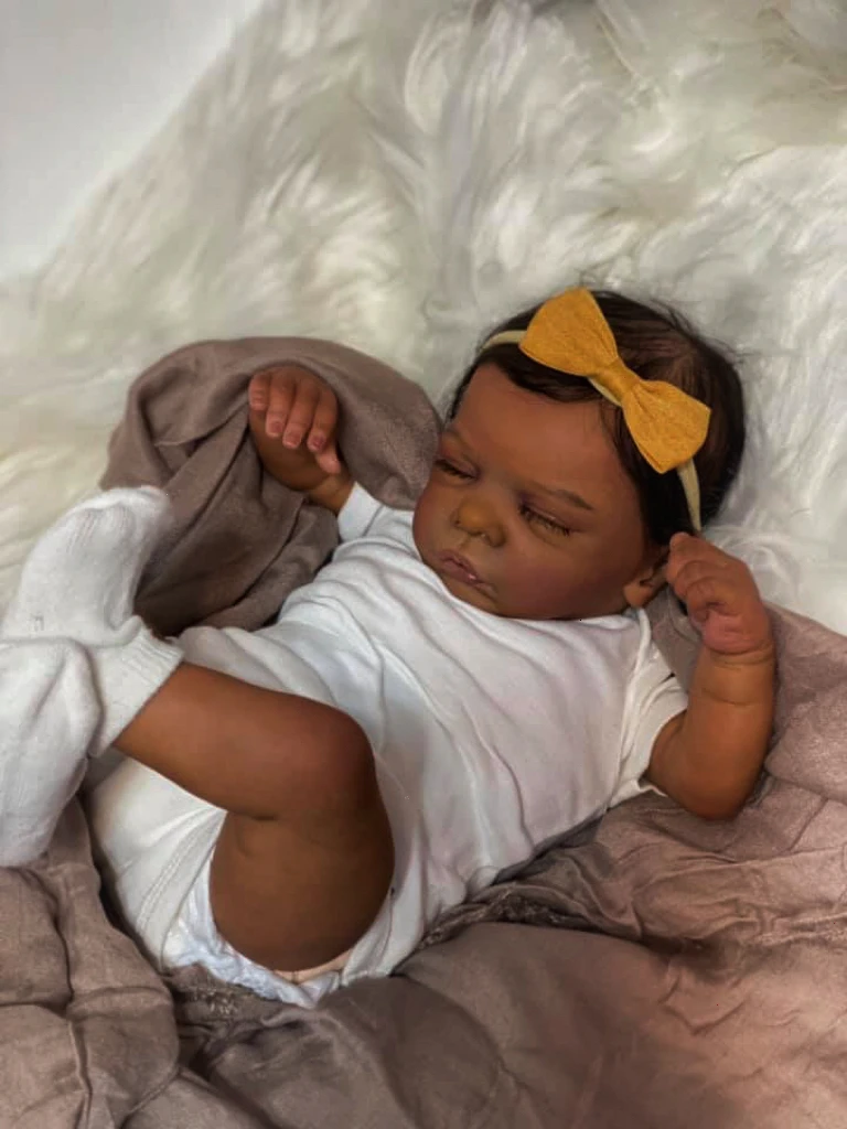 Romy muñeca reborn de bebé con piel oscura – Regalo Navidad - imagen 4