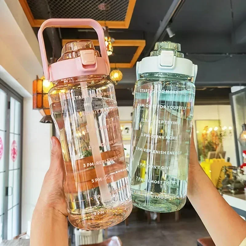 Botella de agua grande con pajita portátil para deporte infantil - imagen 4