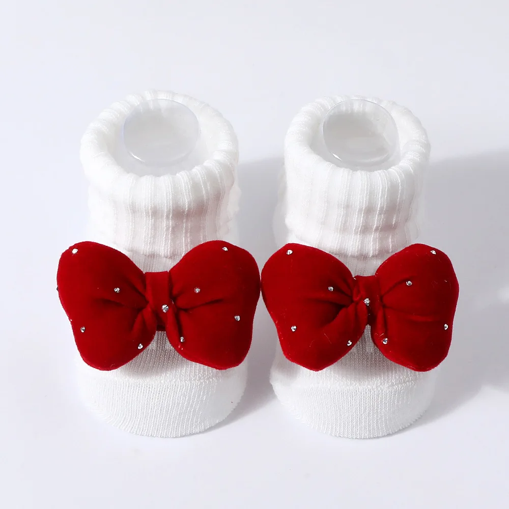 Calcetines rojos de punto suaves con lazo 3D para bebés - imagen 5