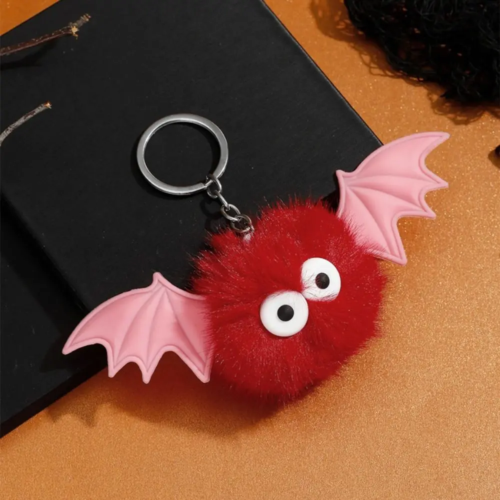 Llavero de peluche de murciélago con estilo kawaii