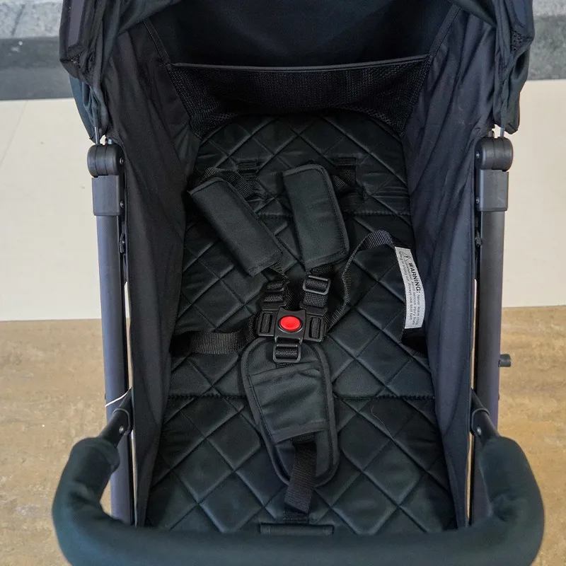 Cochecito ligero plegable para bebé con asiento reclinable - imagen 4